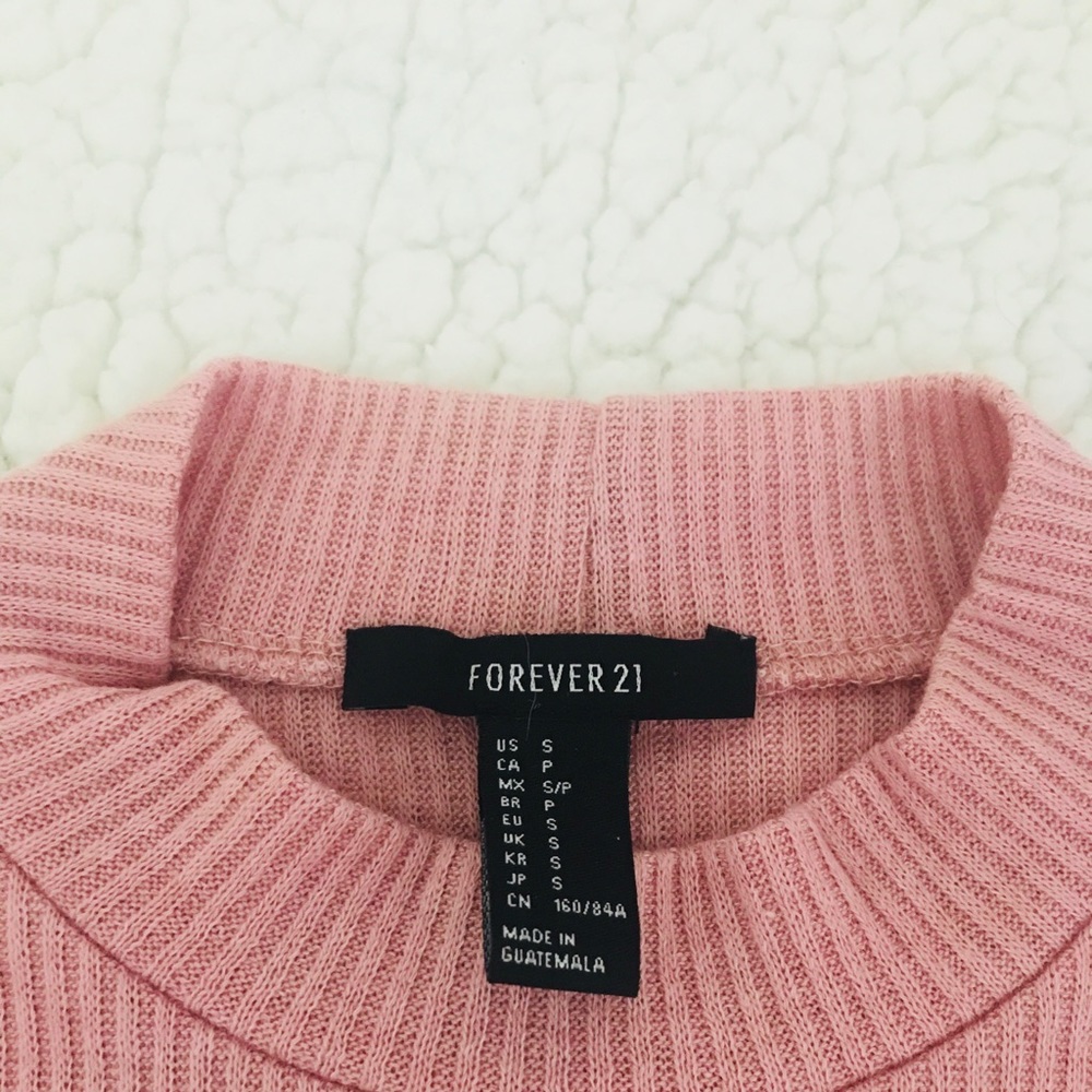 🌸Mauve Mock Neck Shoulder Cutout Flared Dress🌸 - Picture 2 of 3